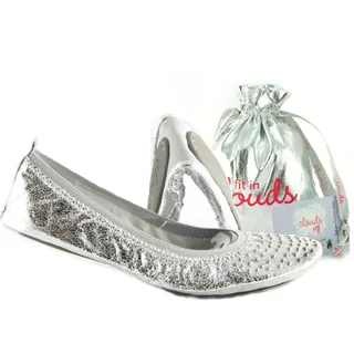 Fit In Clouds Silver Studs Foldup Shoes