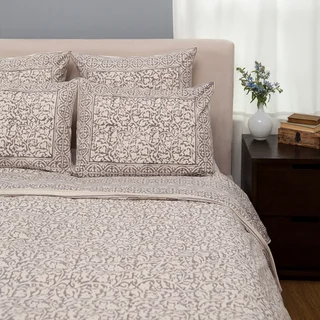 Taupe Chain Pattern Duvet Set (India)