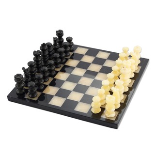 Onyx and Marble 'Victory' Chess Set (Mexico)