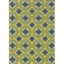 Green and Ivory Outdoor Area Rug (7'10 x 10'10)