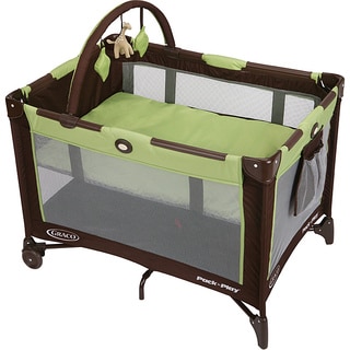 Graco Pack n' Play Playard with Bassinet in Go Green