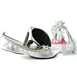 Fit In Clouds Women's Silver Patent Foldable Flats