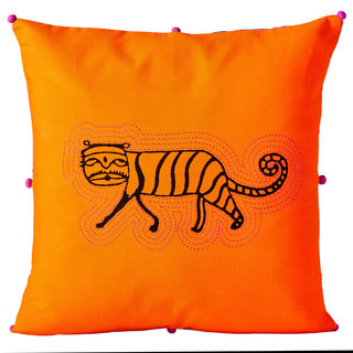 Handmade 16-inch Orange Tiger Cushion Cover (India)