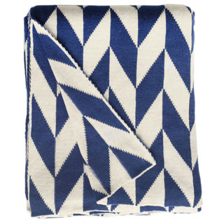 Monroe Knit Blue and White Geometric Cotton Throw (India)