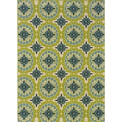 Green/Ivory Outdoor Area Rug (3'7 x 5'6)