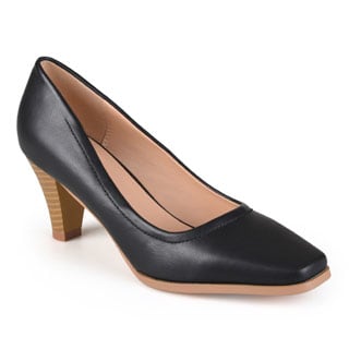 Journee Collection Women's 'Lucy' Classic Stacked Heel Pumps